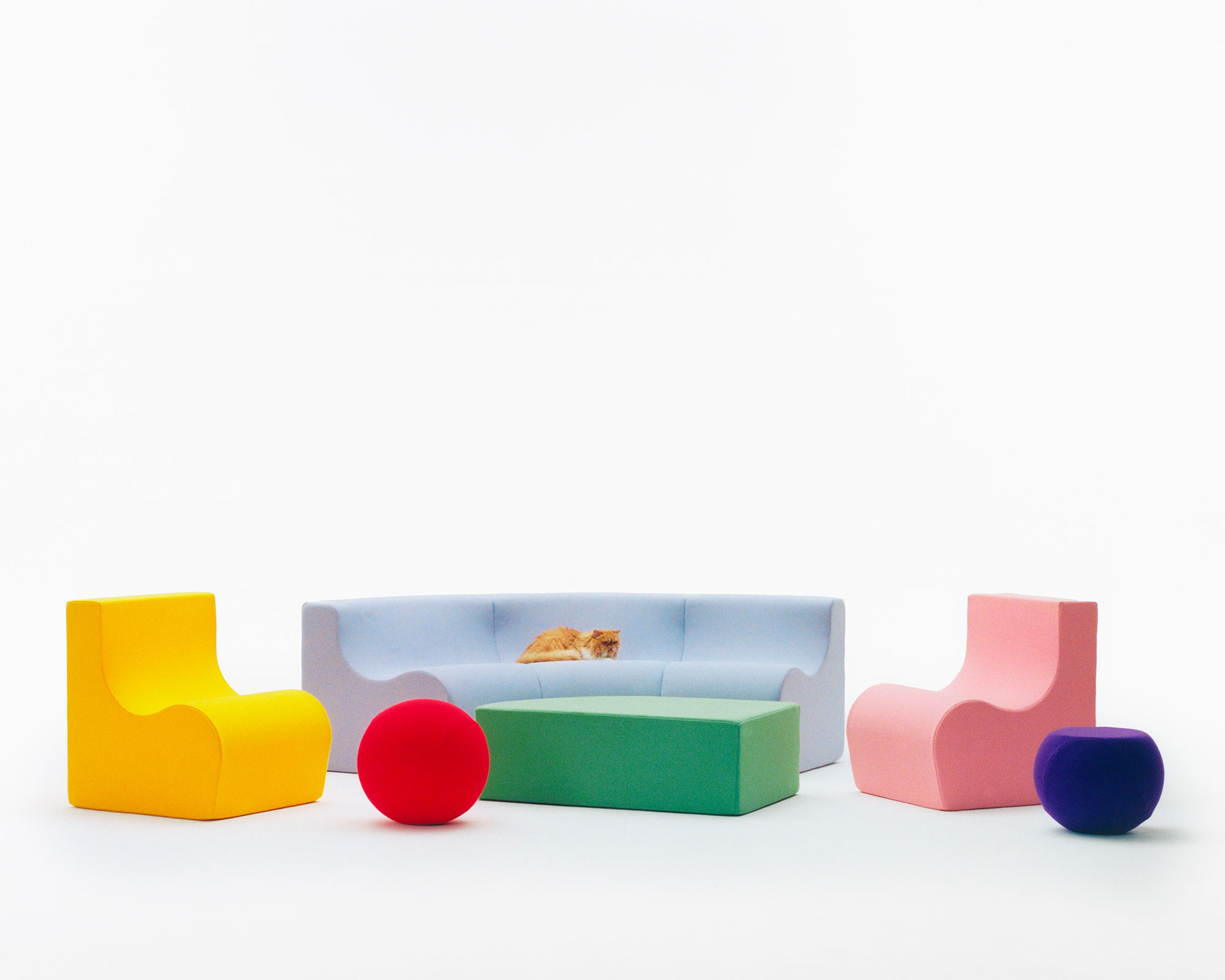 Family collection modular seating in yellow